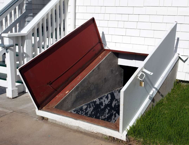 Take a safe shelter when a tornado happens