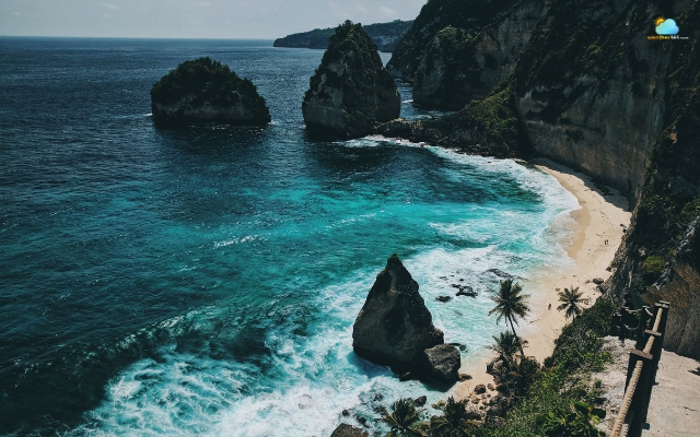 Areas near oceans have more stable temperatures