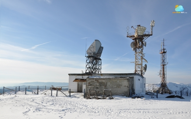  Weather station can measures several atmospheric conditions at once