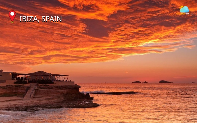  Surreal sunset in Cala Conta, Ibiza