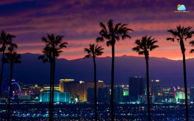  Enigmatic sunset in Las Vegas