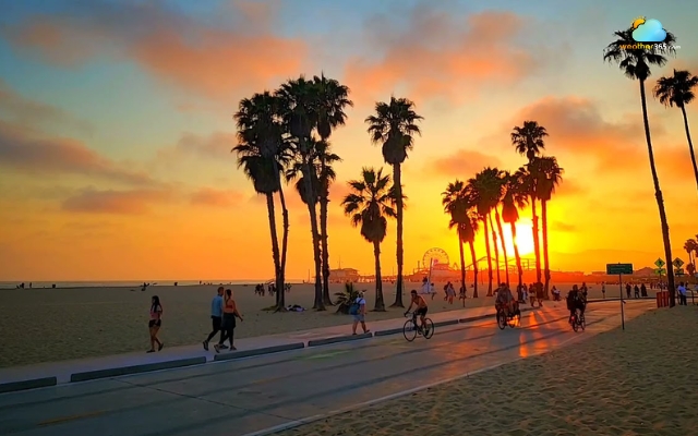 Sunset by the Santa Monica beach