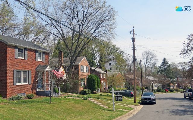The District of Columbia experiences the least wildfire 