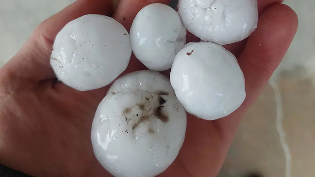  Large hail in Minnesota