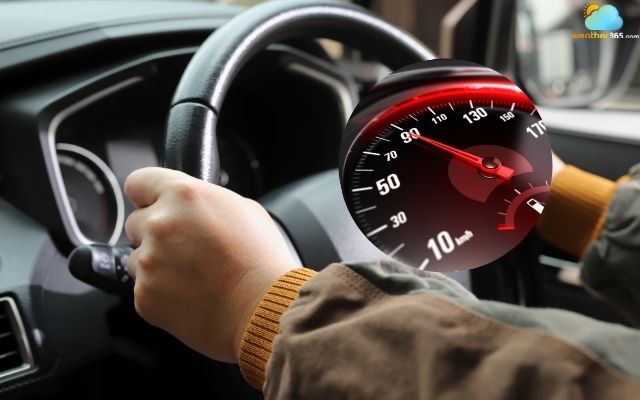 Control driving speed while driving in winter to avoid crash