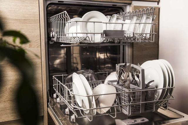  Run a fully loaded dishwasher to save water and electricity