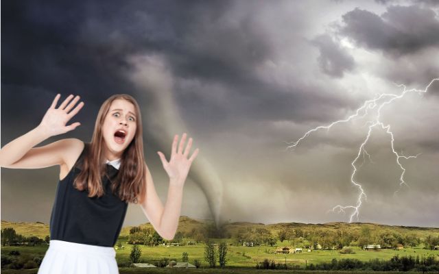 How do hurricanes form?