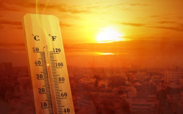 How a heat wave forms