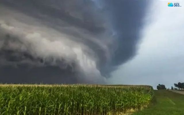  Derecho can cause widespread damage