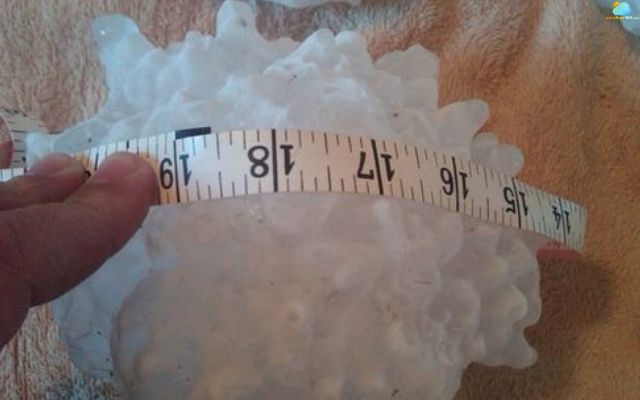  Gigantic hailstone in Vivian, South Dakota