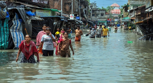 A cyclone hit India