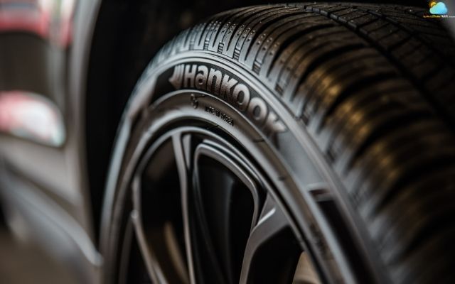 Can a car be protected from rubber tires?