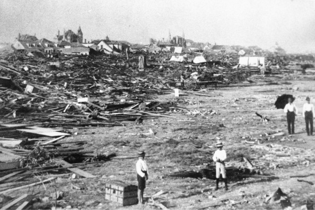  The devastating Galveston flood in 1900