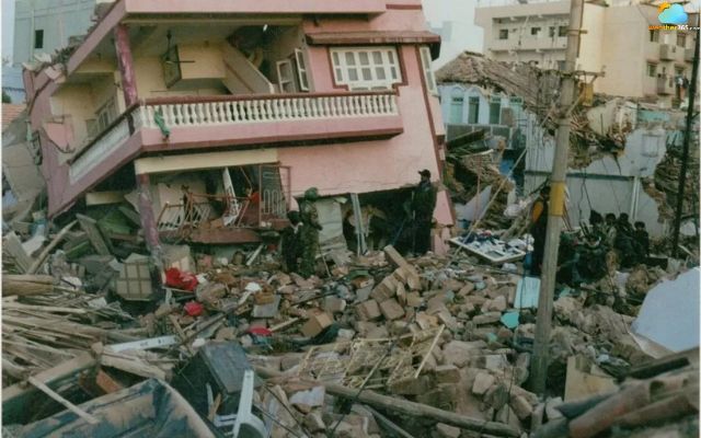  A collapse earthquake in Bhuj in 2001