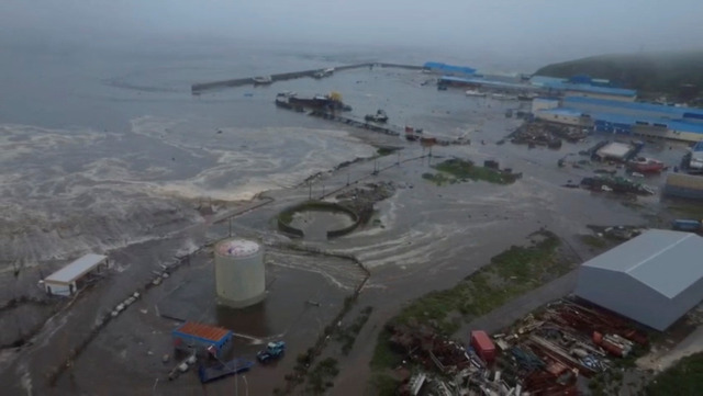  Tsunami hit coastal Russian town after Kamchatka quake 